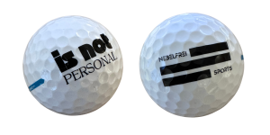 Golfball mit individuellem Logo
